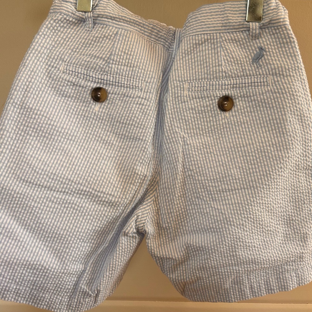 Beaufort Bonnet Company boys size 10 seersucker blue and white shorts
